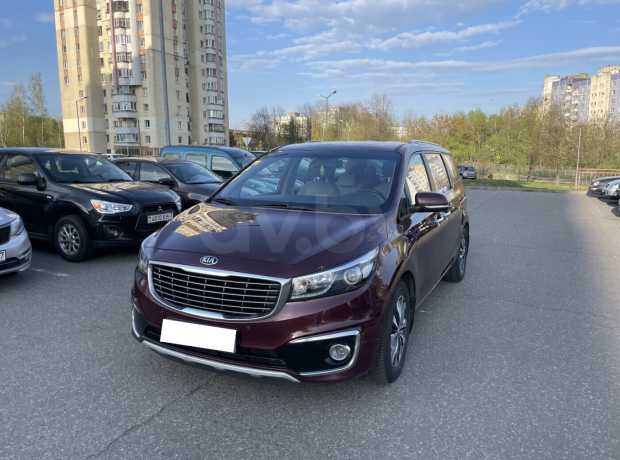 Kia Carnival III