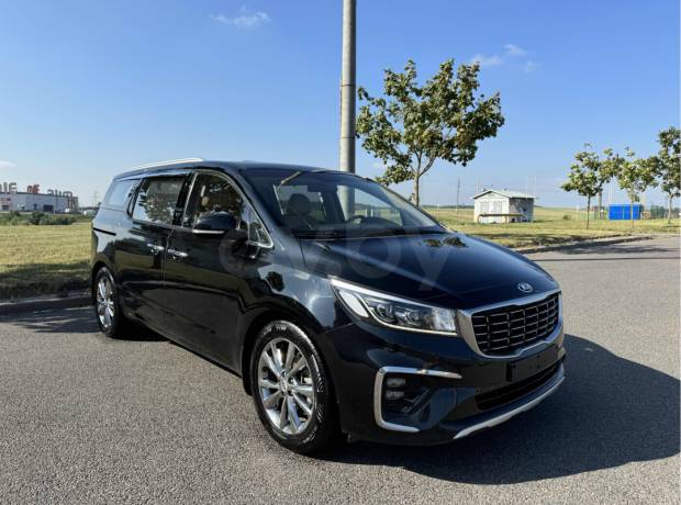 Kia Carnival III