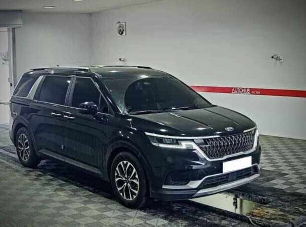 Kia Carnival IV, 2021, пробег 118000 км