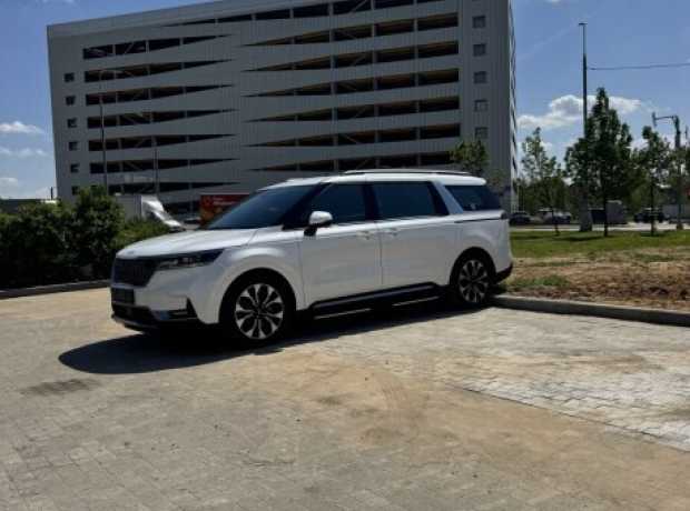 Kia Carnival IV, 2022, пробег 63000 км