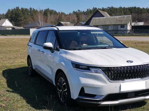 Kia Carnival IV