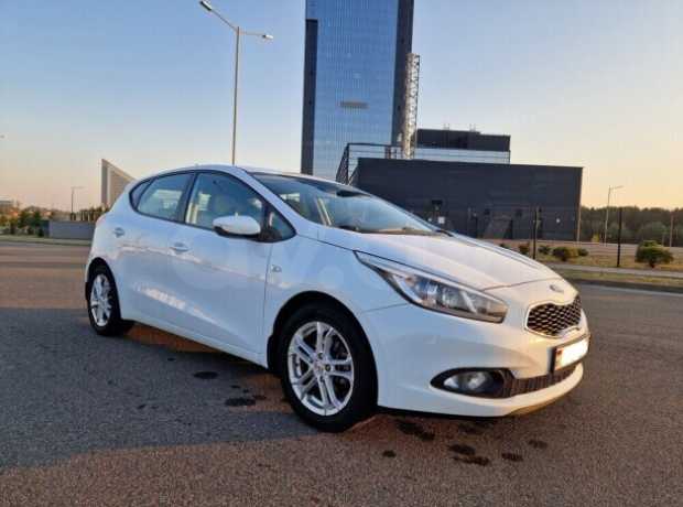 Kia Cee'd II, 2012, пробег 98000 км