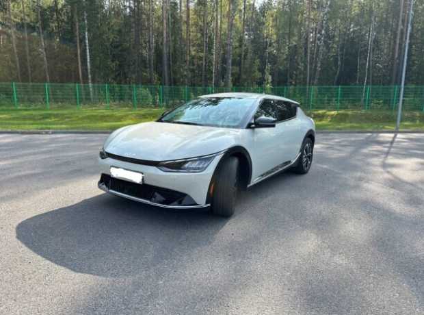Kia EV6 , 2022, пробег 22000 км