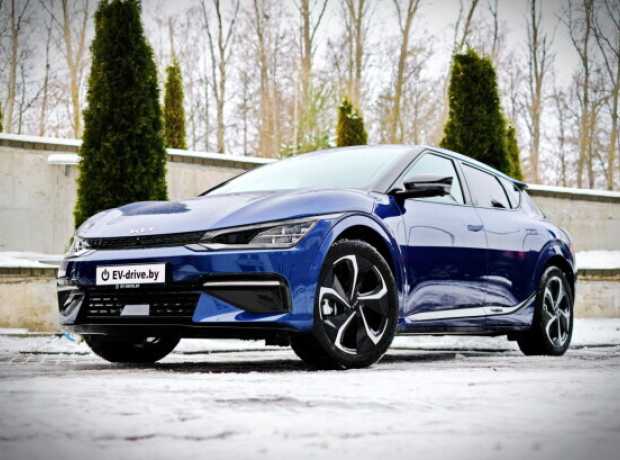 Kia EV6 , 2022, пробег 300 км