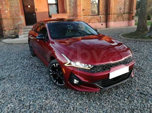 Kia K5 III