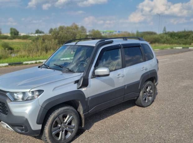 Lada (ВАЗ) Niva Travel I