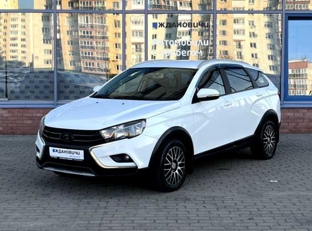 Lada (ВАЗ) Vesta Cross I