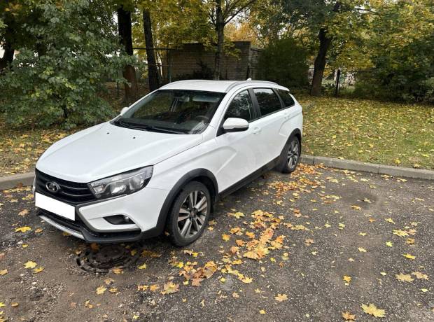 Lada (ВАЗ) Vesta Cross I