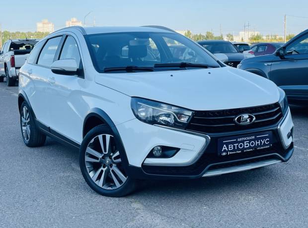 Lada (ВАЗ) Vesta Cross I