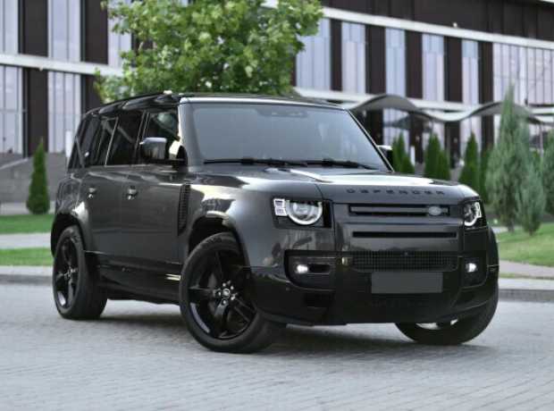 Land Rover Defender II, 2021, пробег 68000 км Land Rover Defender II, 2021, пробег 68000 км