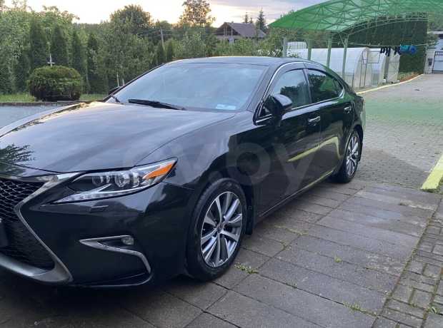Lexus ES VI