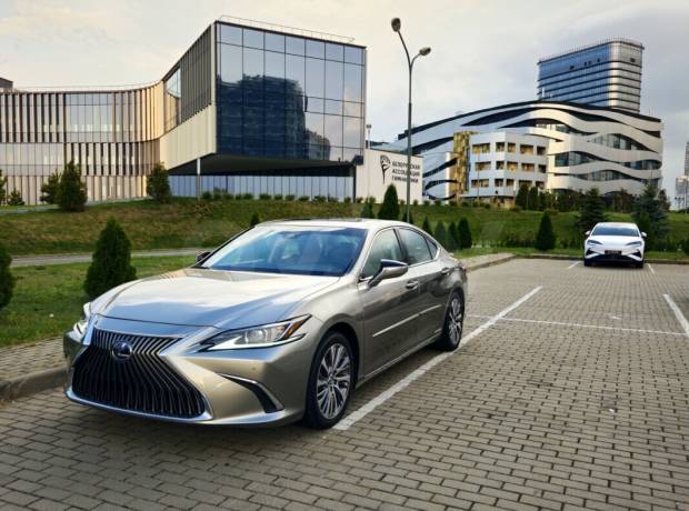 Lexus ES VII Рестайлинг