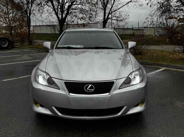 Lexus IS II