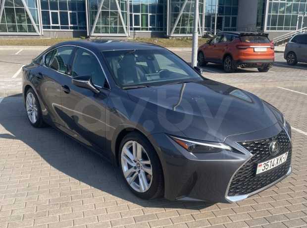 Lexus IS IV