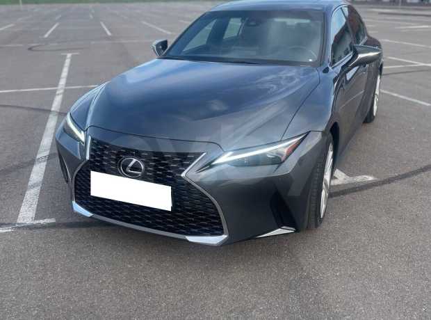 Lexus IS IV