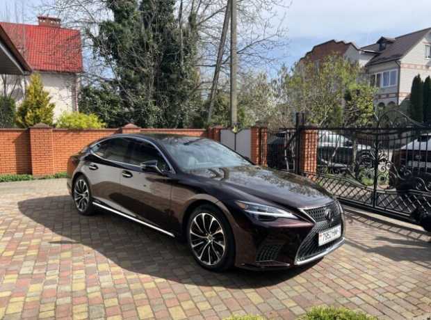 Lexus LS V  Рестайлинг, 2022, пробег 31000 км