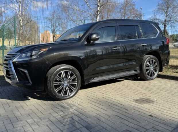 Lexus LX III  2-й рестайлинг, 2020, пробег 125000 км