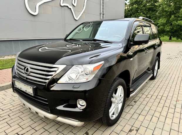 Lexus LX III