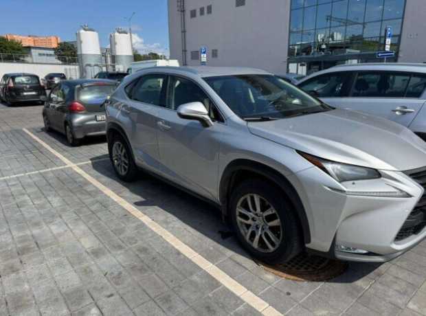 Lexus NX I, 2015, пробег 220000 км
