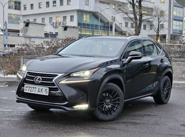 Lexus NX I