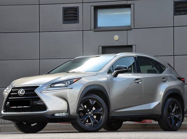 Lexus NX I