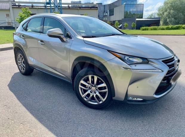 Lexus NX I