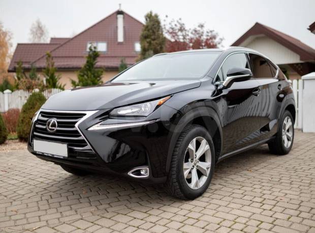 Lexus NX I