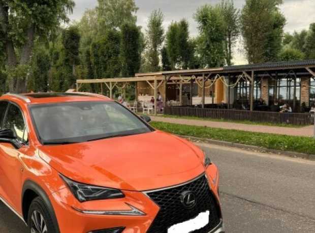 Lexus NX I  Рестайлинг, 2017, пробег 121000 км