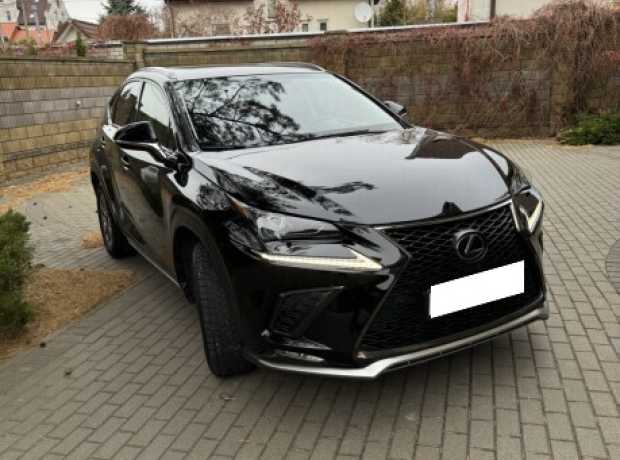 Lexus NX I  Рестайлинг, 2017, пробег 128000 км
