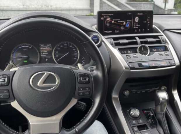 Lexus NX I  Рестайлинг, 2019, пробег 107000 км