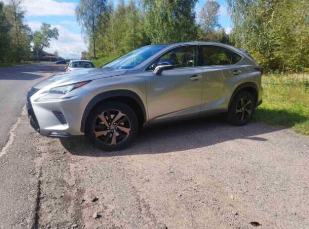Lexus NX I  Рестайлинг, 2019, пробег 90000 км
