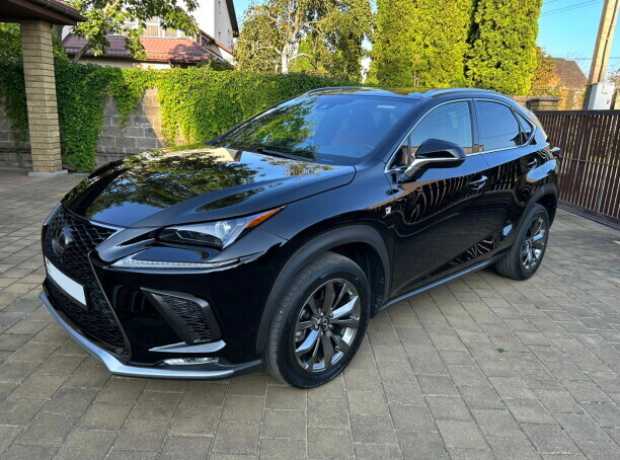 Lexus NX I  Рестайлинг, 2020, пробег 33000 км