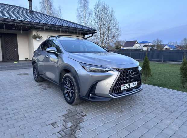 Lexus NX II