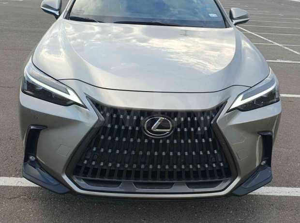 Lexus NX II