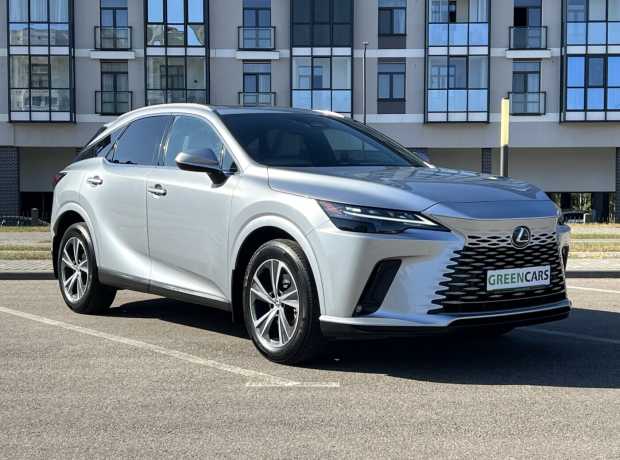 Lexus RX V