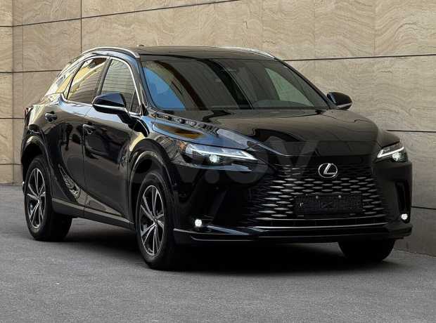 Lexus RX V