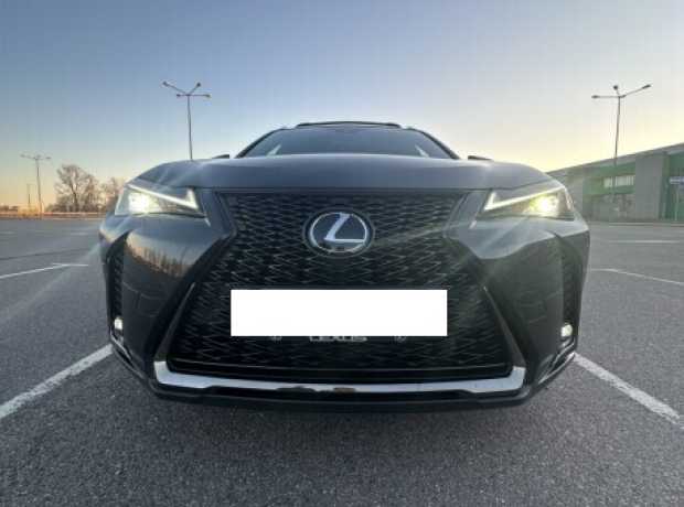 Lexus UX , 2018, пробег 72000 км