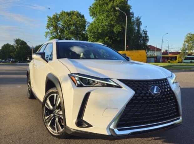 Lexus UX , 2021, пробег 69500 км