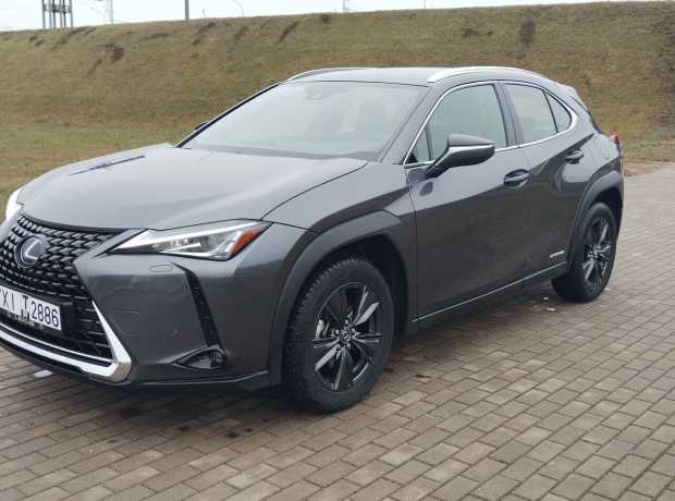 Lexus UX I
