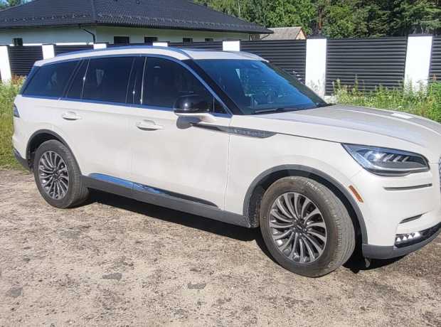 Lincoln Aviator II 