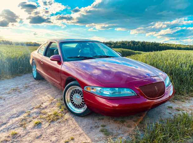 Lincoln Mark VIII II