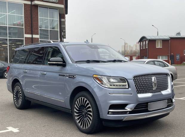 Lincoln Navigator IV