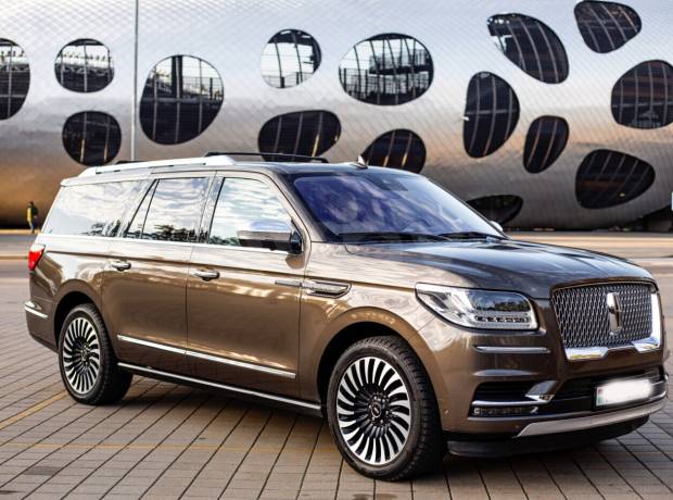 Lincoln Navigator IV