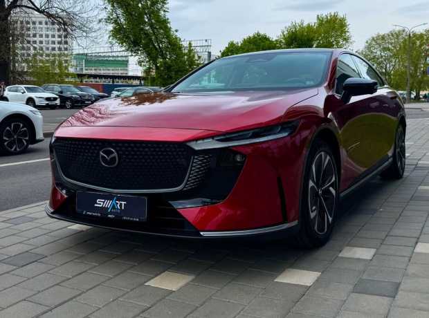 Mazda EZ-6 I