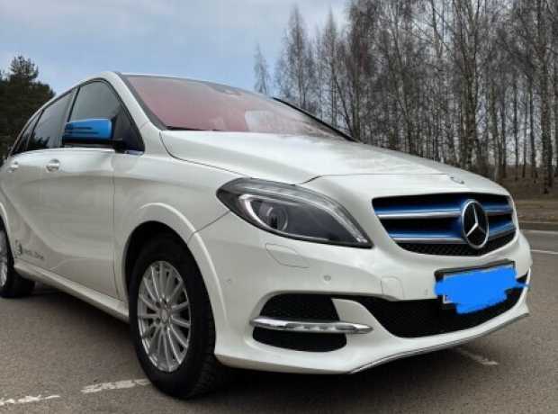 Mercedes-Benz B-Класс W246  Рестайлинг, 2016, пробег 90000 км