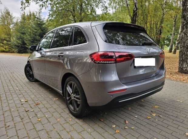 Mercedes-Benz B-Класс W247, 2020, пробег 180000 км Mercedes-Benz B-Класс W247, 2020, пробег 180000 км