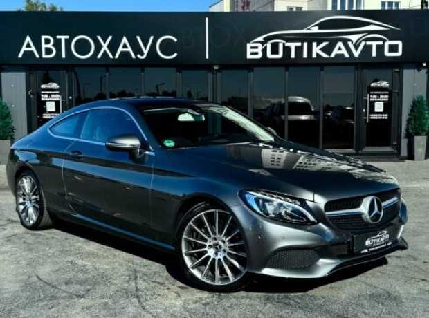 Mercedes-Benz C-Класс W205, S205, C205, A205, 2017, пробег 52000 км Mercedes-Benz C-Класс W205, S205, C205, A205, 2017, пробег 52000 км
