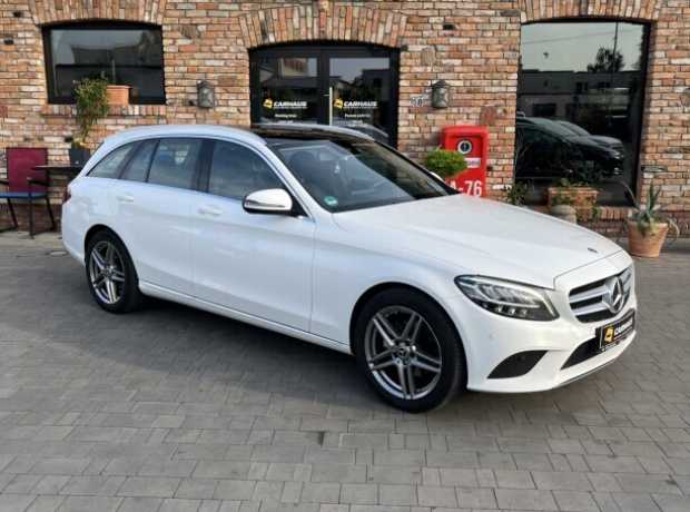 Mercedes-Benz C-Класс W205, S205, C205, A205 Рестайлинг, 2018, пробег 225898 км Mercedes-Benz C-Класс W205, S205, C205, A205 Рестайлинг, 2018, пробег 225898 км