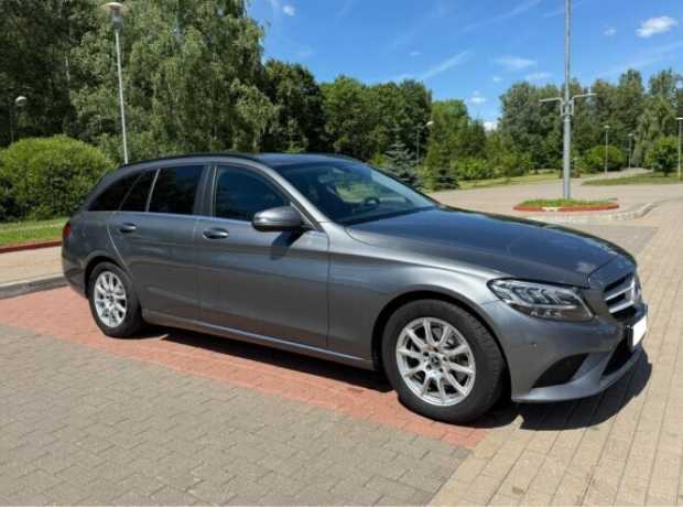 Mercedes-Benz C-Класс W205, S205, C205, A205  Рестайлинг, 2018, пробег 240000 км