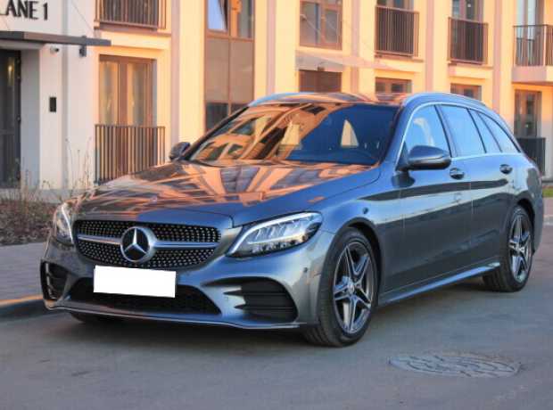 Mercedes-Benz C-Класс W205, S205, C205, A205 Рестайлинг, 2018, пробег 72000 км Mercedes-Benz C-Класс W205, S205, C205, A205 Рестайлинг, 2018, пробег 72000 км